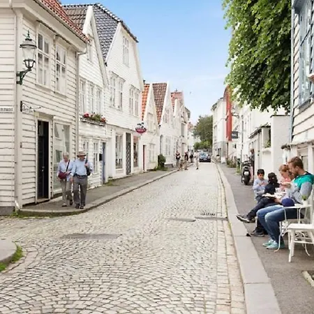 Lille Ovregaten *